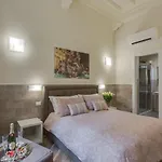 Navona Charme 4*