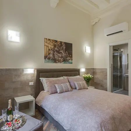 Navona Charme 4*