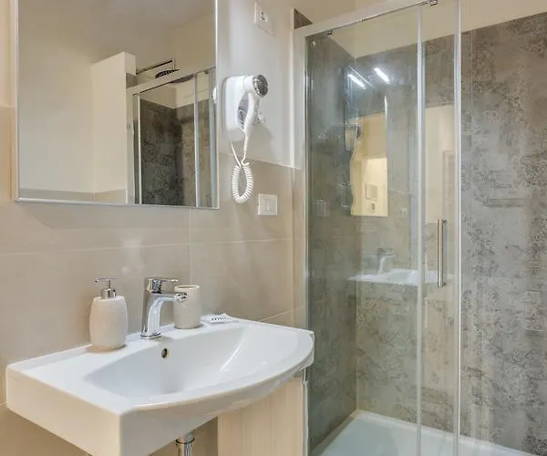 Navona Charme Pensión 4*